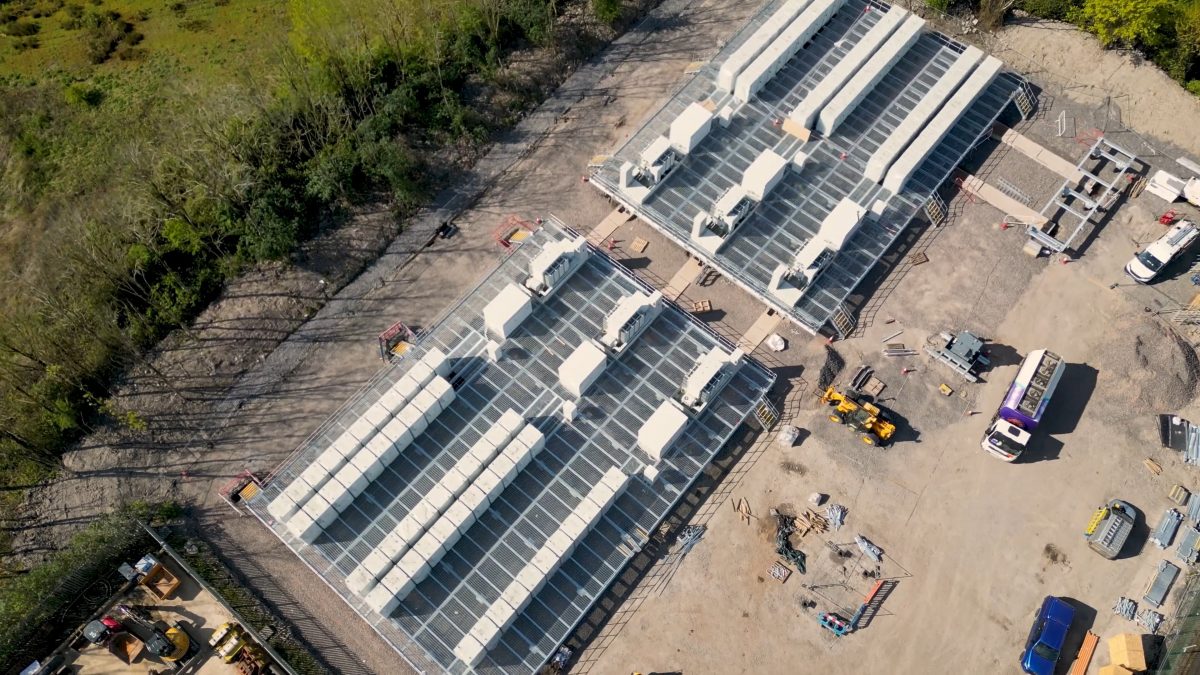 Field Newport battery energy storage system (BESS) - Long duration time-lapse and aerial filming